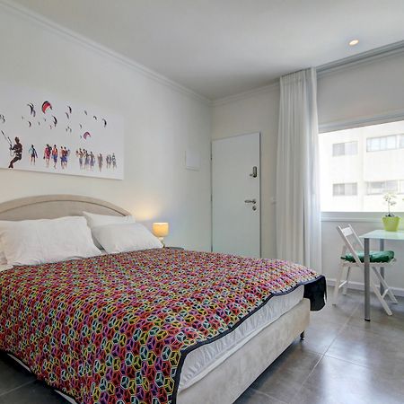 Geula Beach Tel-Aviv Extérieur photo